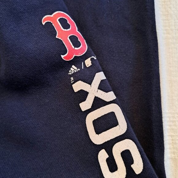 Adidas Boston Red Sox size girls 18/20 cropped swestpants - Picture 3 of 5